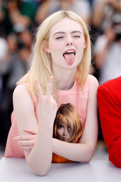 Elle Fanning : r/Celebhub
