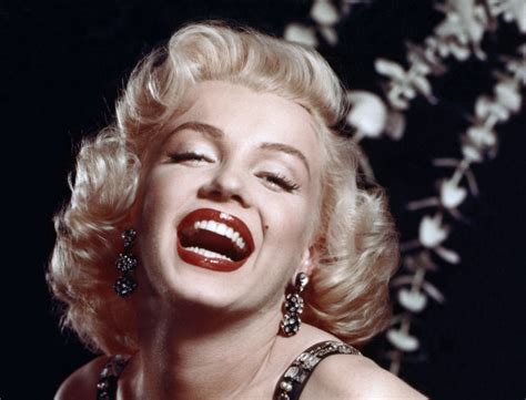 How Tall Was Marilyn Monroe?
