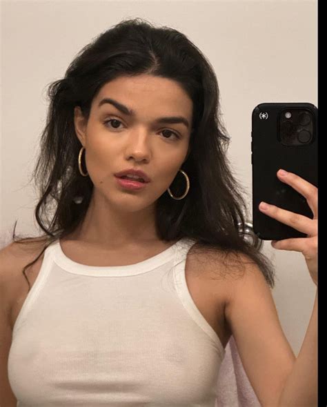 Rachel Zegler has a great body. : r/jerkofftoceleb