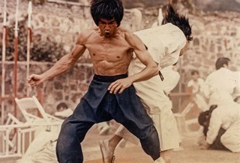 Bruce Lee Workout Routine: How To Train Dragon Style - The Barbell