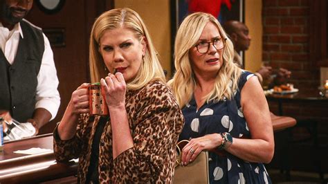 Netflix Renews Leanne: Leanne Morgan & Chuck Lorre Back for Season 2