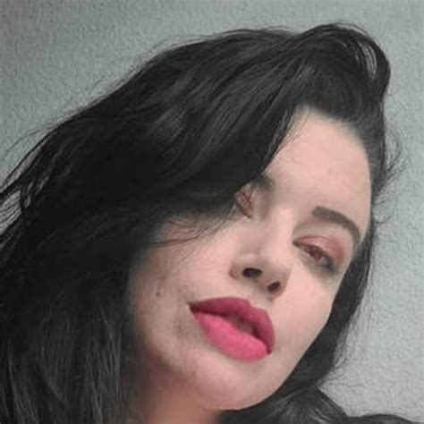 Lovely Lilith busty mom | Dopple.ai