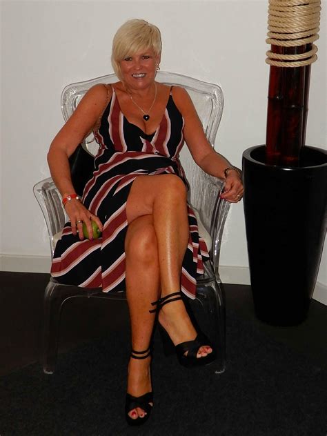 Pretty Mature Ladies*Exceptional Legs | Flickr