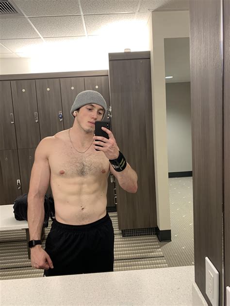 Keep bulking? 5’9, 171 lbs ~17.5% bf according to scale : r/BulkOrCut