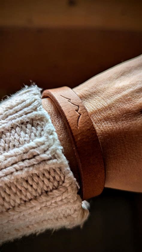 BRACELET IN LEATHER adjustable minimalist black brown or tan in 2025 ...