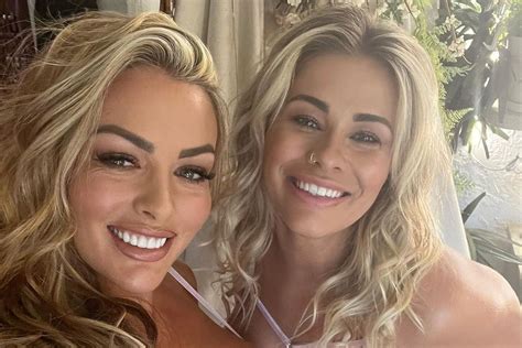 Mandy Rose and Paige VanZant become a lingerie tag team | Marca