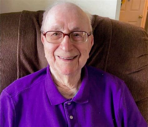 RRSpin - William 'Bill' Davis Hux