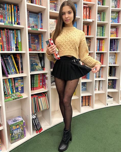 lerabuns-leaked-fansly466 - ColorMusic