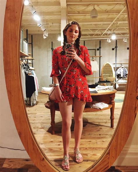 Sophie Rose Sexy Fappening (18 Photos) | #The Fappening