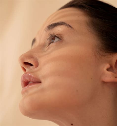 Transform Dry Under Eyes Into Radiant Skin – 100% PURE