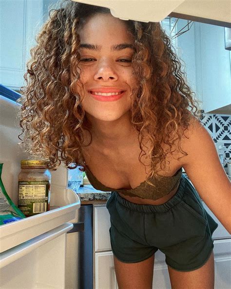 Antonia on Instagram: “guess i’m ordering out again.” | Gentry, Georgia, Georgia fans