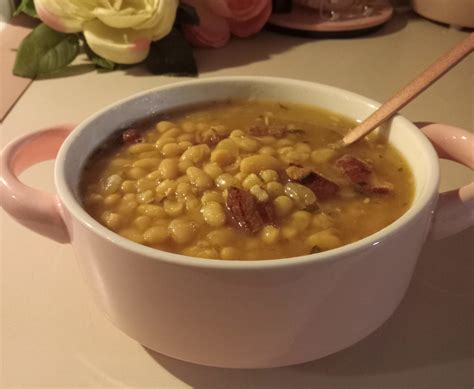 Slow Cooker Navy Beans with Bacon: Simple, Savory and Satisfying ...