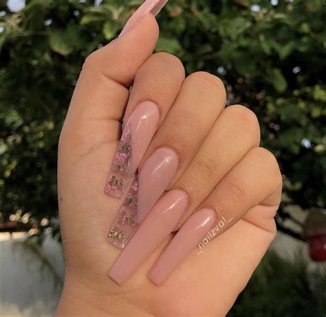 PINTEREST: okaayang 💕 | Light pink acrylic nails, Long acrylic nail ...