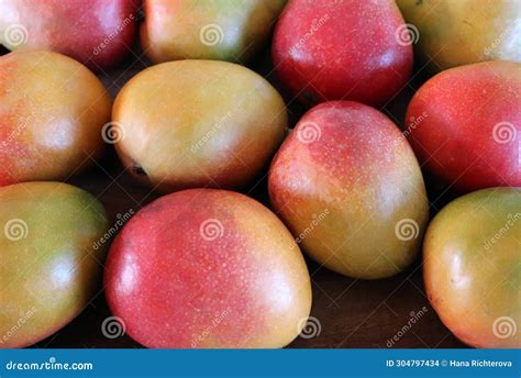 Closeup of Mangoes, Mango Fruit, Tropical Fruit . Stock Photo - Image ...