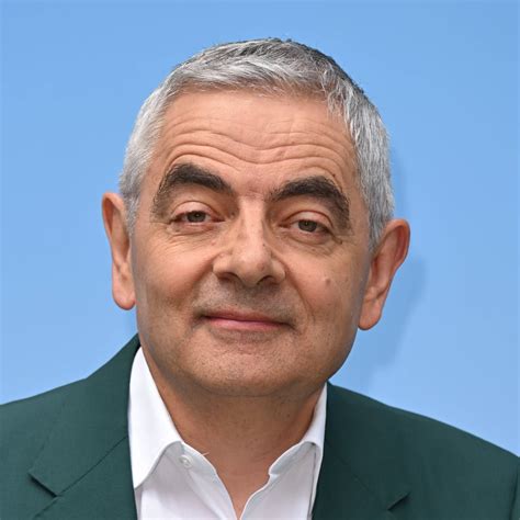 Rowan Atkinson as Alfred Pennyworth in James Gunn's DCU : r/Fancast