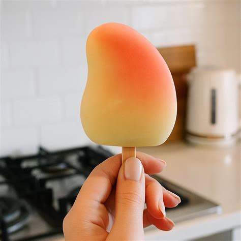 Homemade Propitious Mango Ice Cream: Viral Tropical Treat