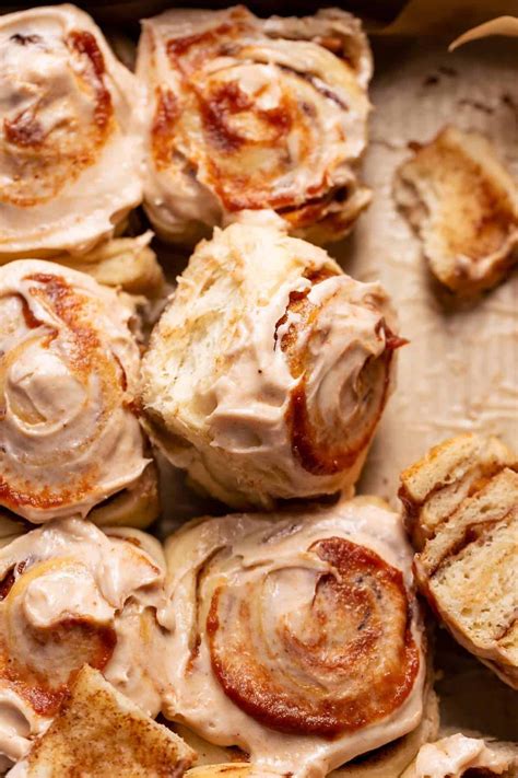 Apple Cinnamon Rolls with Apple Pie Filling | Recipe | Apple cinnamon ...