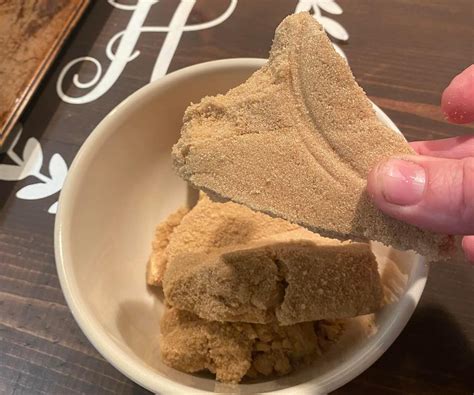 Softening Hard Brown Sugar : 3 Steps - Instructables