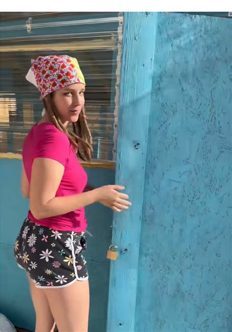 Off Grid Misty (@offgridmisty) - Urlebird