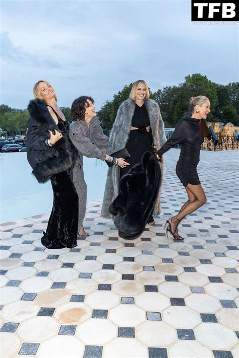 Kate Moss / kateamoss / katemosslatest Nude Leaks Photo 1397 | #TheFappening