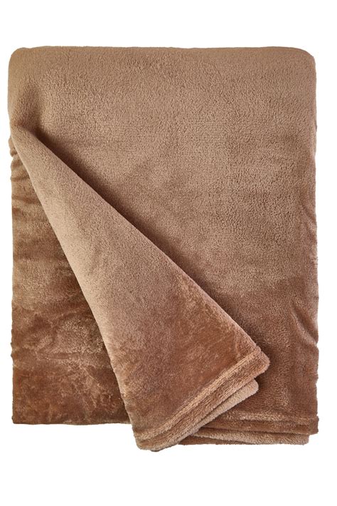 Plush Flannel Fleece Blanket – Super Soft Throw in Mink - Homefords