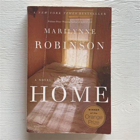 Home by Marilynne Robinson, Paperback | Pangobooks
