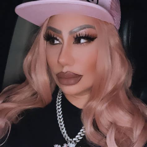 Post from Miss Lady Pinks