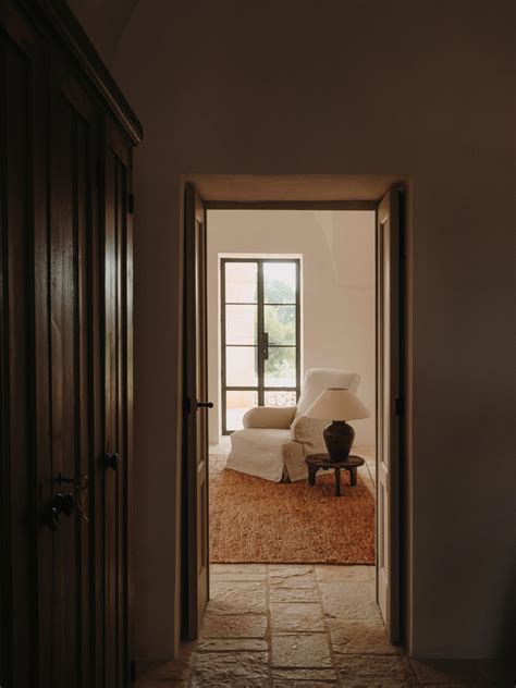 YinjiSpace - Studio Andrew Trotter x Casolare Scarani