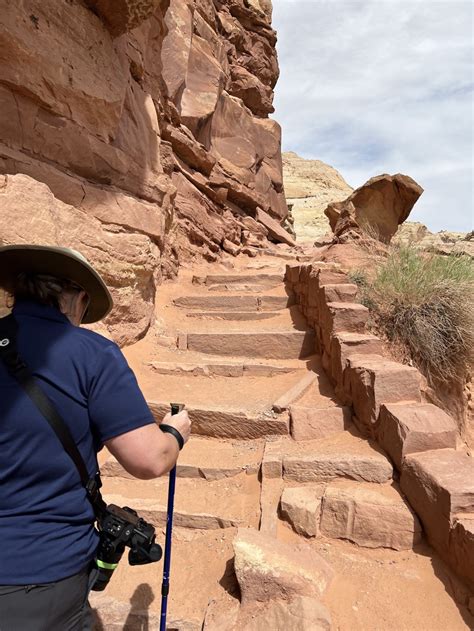 Hickman Bridge Trail hike in Capitol Reef - Sinclair Trails