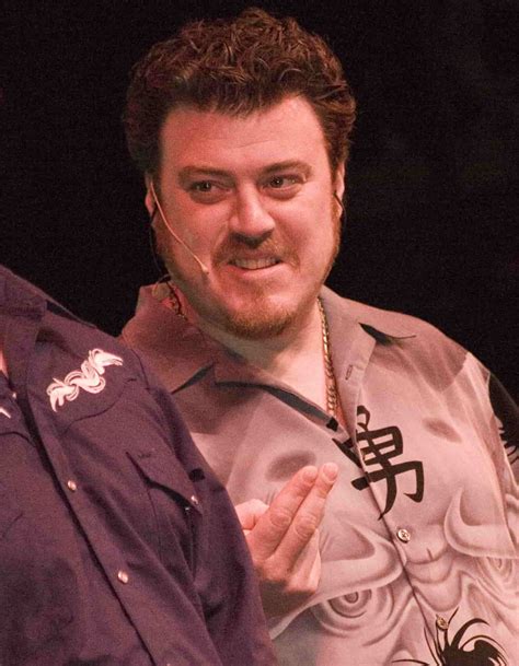 Is Robb Wells Married to Wife? Or Dating a Girlfriend? - wifebio.com