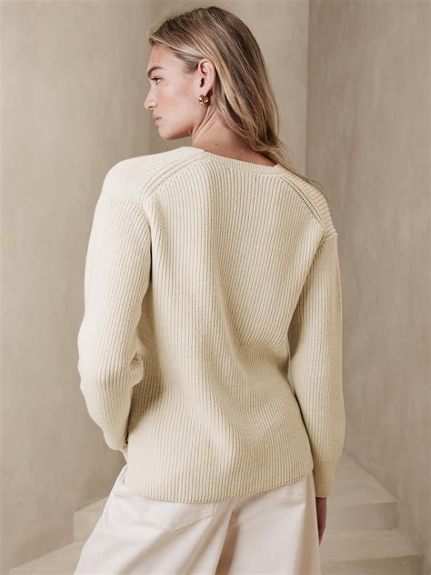 Chunky Deep V-Neck Sweater | Banana Republic Factory