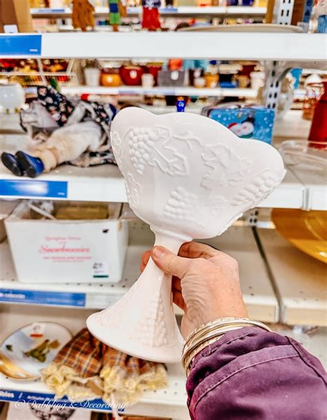 Antiquing 101: A Guide From the Trail | Dabbling & Decorating