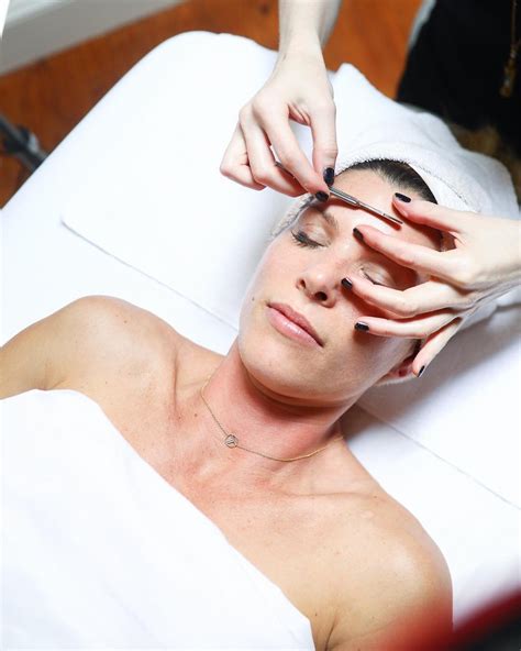 Natural & Non-Toxic Skincare Services in Nashville, TN — Poppy & Monroe