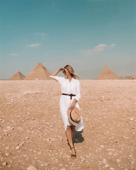 What to Wear in Egypt as a Female Traveler • The Blonde Abroad | Desert outfit, Visit egypt ...