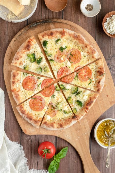 10-Minute Olive Oil Sauce for White Pizza » the practical kitchen
