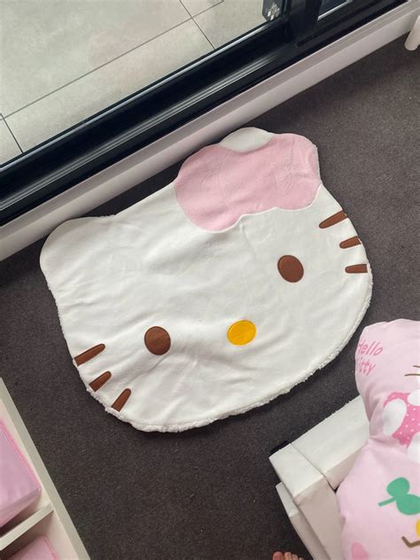 Kawaii Hello kitty Floor Mat Carpet - Kuru Store