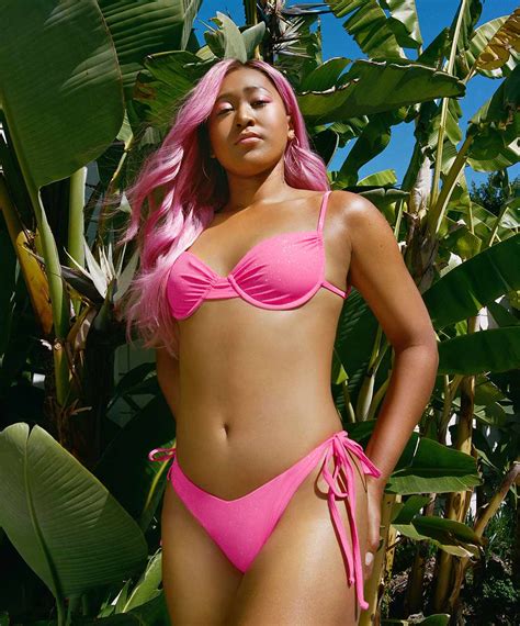 9 Hot Sexy Naomi Anderson Bikini Pics