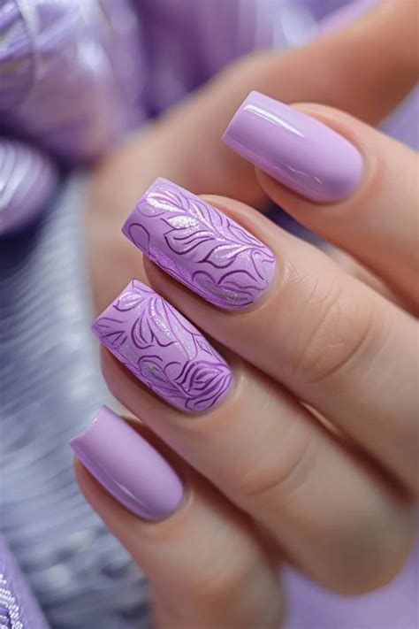 33 Light Purple Nail Art Designs That Will Add a Touch of Elegance