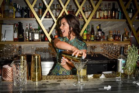 Demi Rose Mawby Big Cleavage - Hot Celebs Home