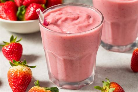 National Smoothie Day Freebies and Deals 2025 - Freebie Alley