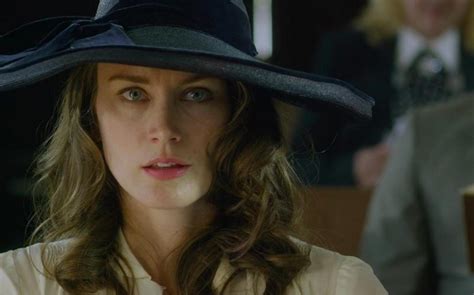 Blissful Nostalgia! Reminiscing through the history of lesbians in the ...