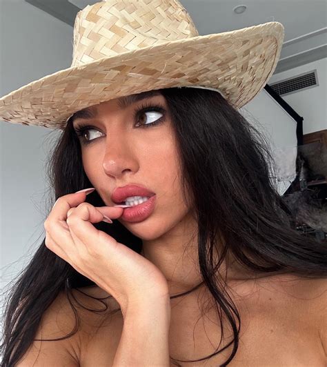 Kama Oxi Bio, Age, Career, Net Worth, Height, Education,