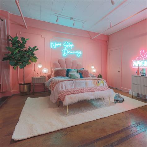Downtown 80s Neon Pink Loft w/ Bed and Bathtub, Los Angeles, CA ...