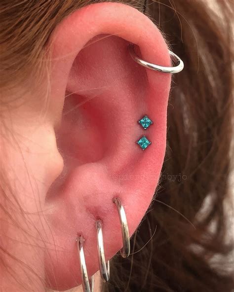 38 Eye-Catchy Mid Helix Piercing Ideas To Try - Styleoholic