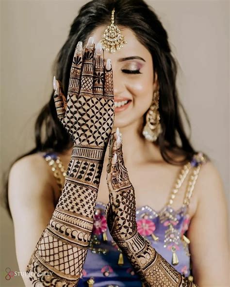 50+ Newest Bridal Mehndi Designs for Hands & Legs to Flaunt on Your Big ...