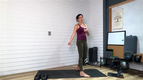 Julia Marie : Yoga + Meditation – Start Strong: Tempo Triple Threat