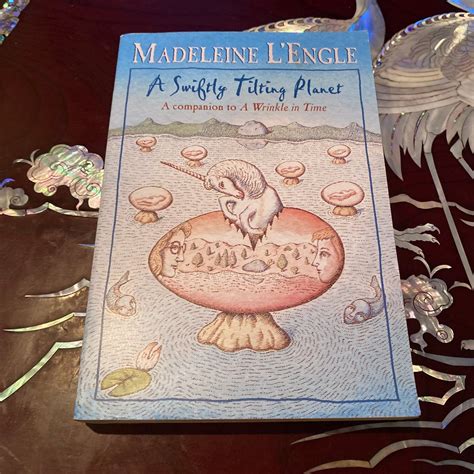 A Swiftly Tilting Planet by Madeleine L'Engle