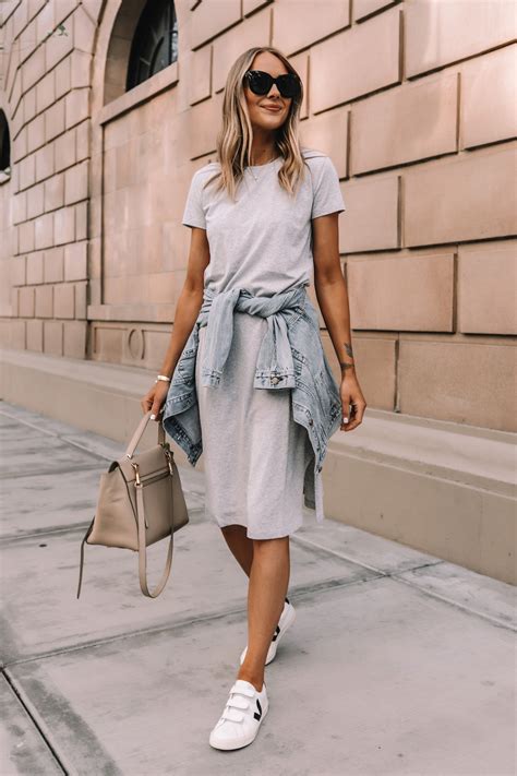 T-Shirt Dresses Are A Summer Essential - Here's How to Style Them ...