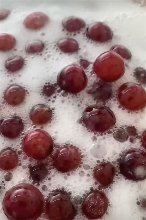 How to Wash Grapes - Kitch