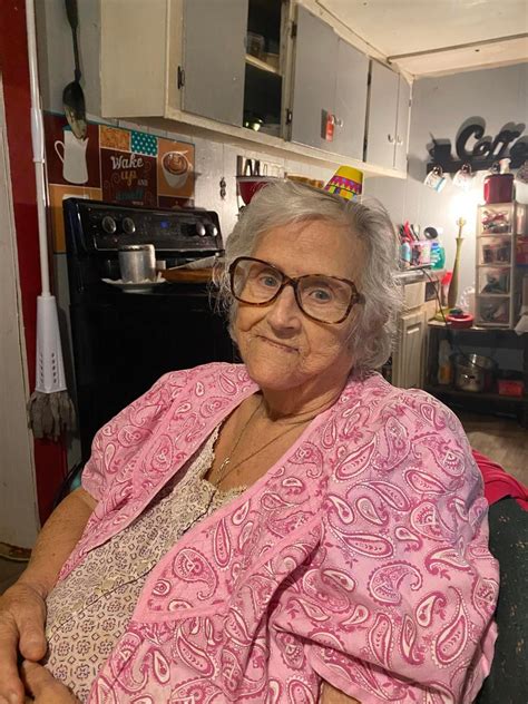 Linda Faye Tharp - Corinthian Funeral Home